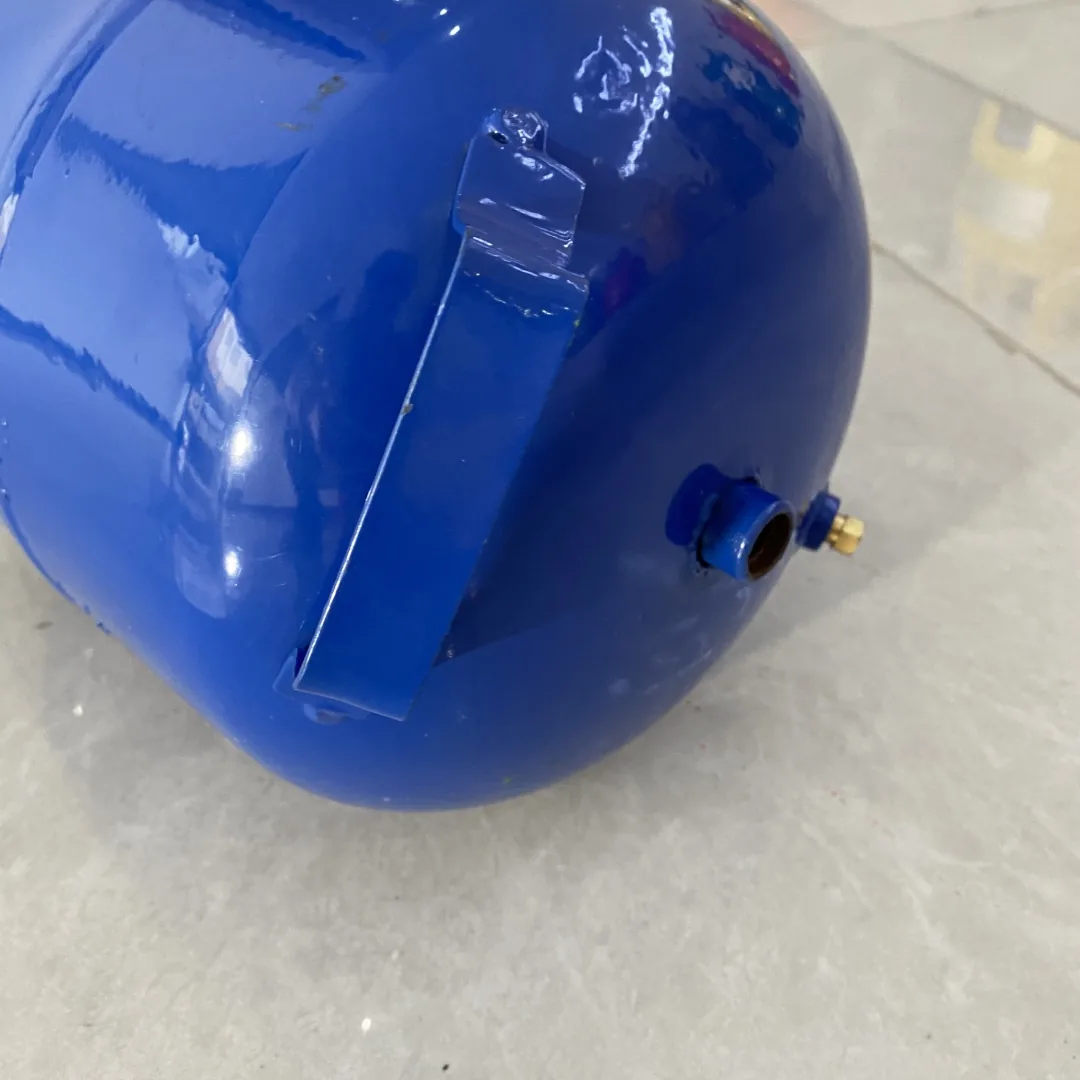 7.0L 3kg LPG Cylinder silver grey - the Middle East - Ningbo factory Made in China wholesale